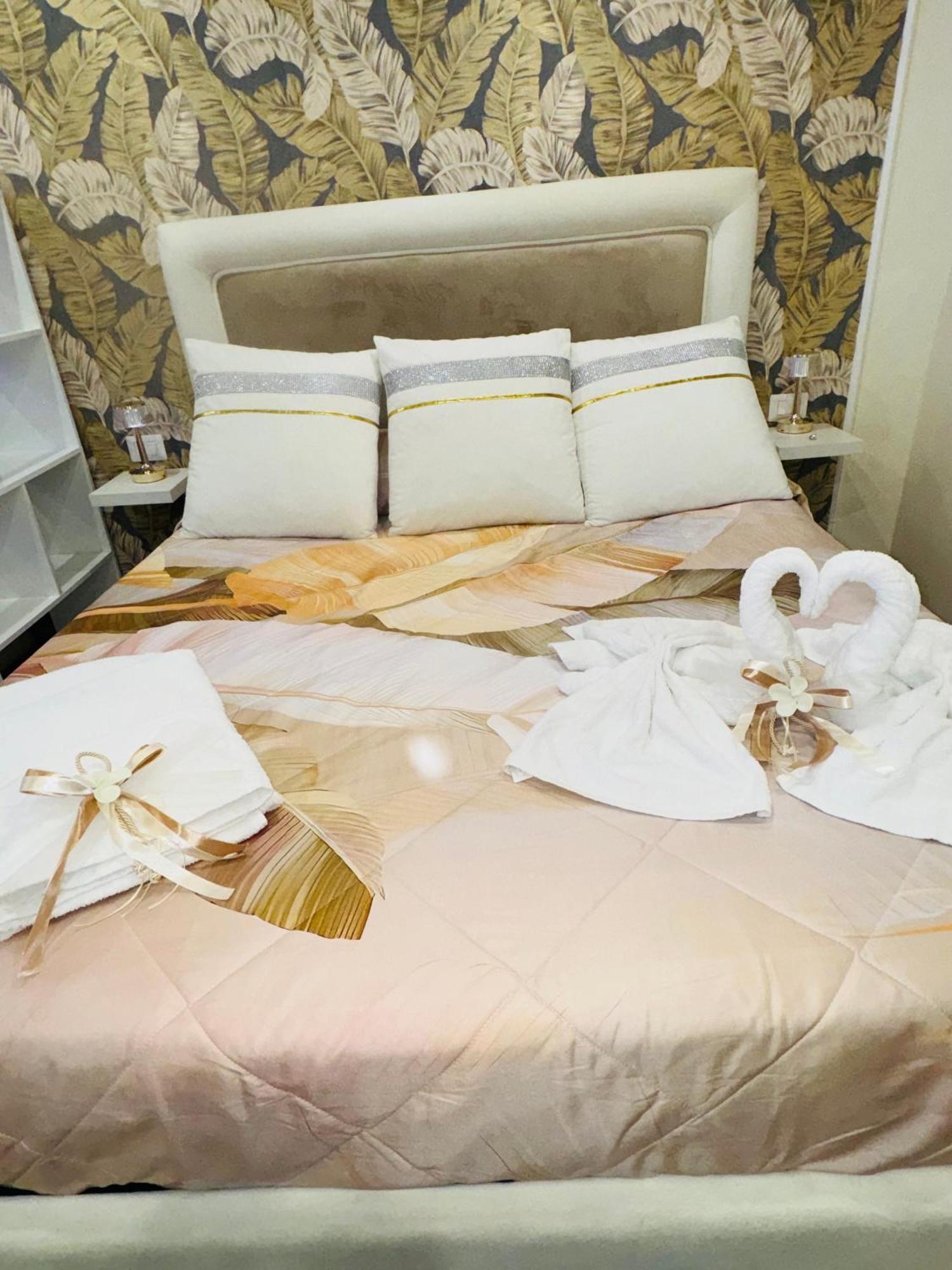 La Dimora Dei Sogni Sedil Capuano Home Suite Nápoles Exterior foto